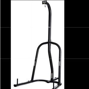 everlast punching bag stand